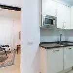 Unique Homes La Juderia Parking & Jacuzzi