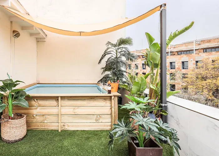 Fantástico ático 2 hab y gran terraza privada