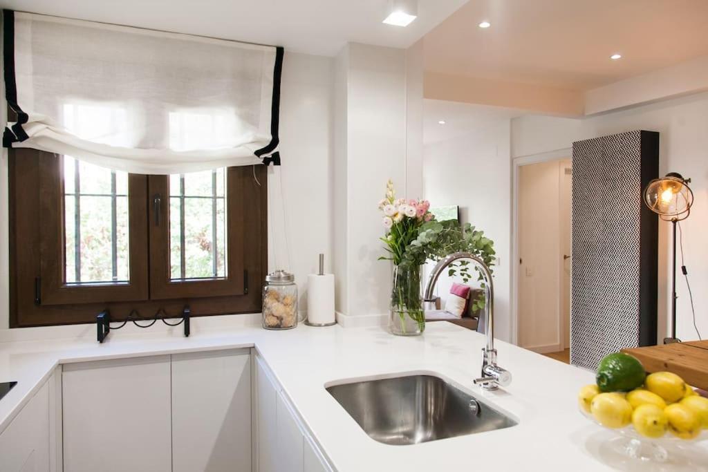 Apartment Modern & Apartment. Old Town. Private Parking Seville