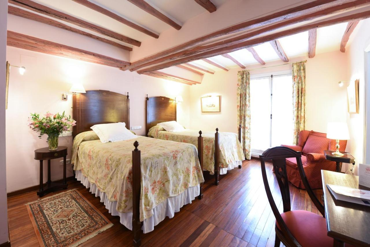 Hotel Casas De La Judería