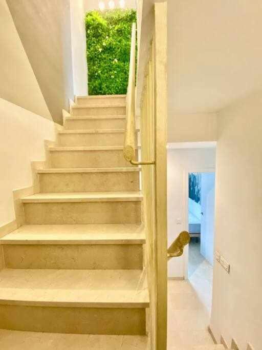 Apartamento Atico Triplex En Pleno Triana Sevilla