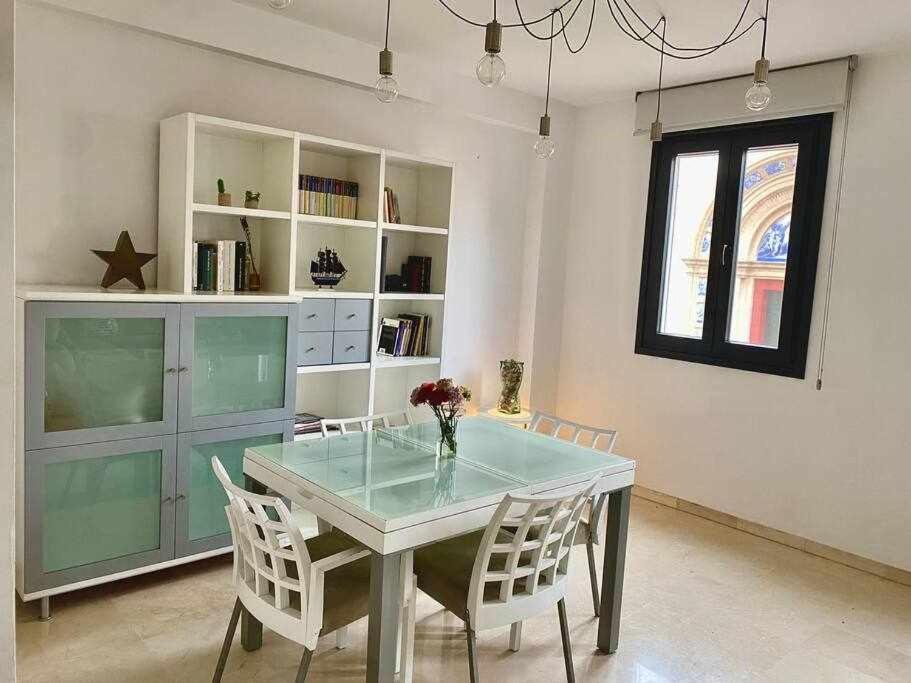 Apartamento Atico Triplex En Pleno Triana *