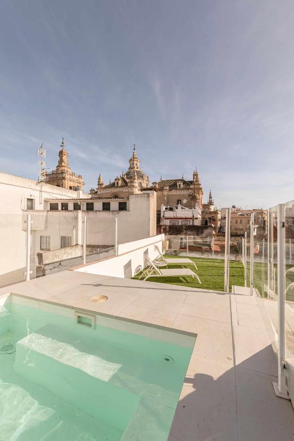 Isg Cuna Aparthotel Seville