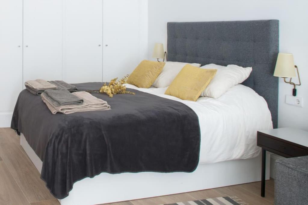 Apartamento En Triana, Tranquilo, Independiente *