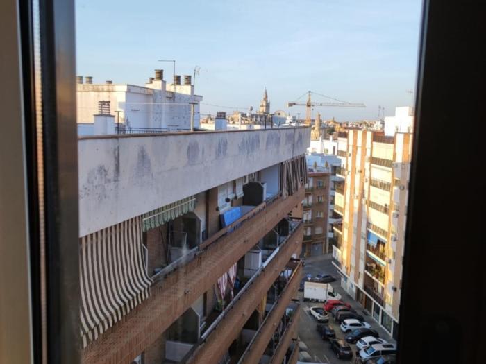 Apartamento Triana Plaza Cuba.wifi 500mb Netflix Apartment Seville