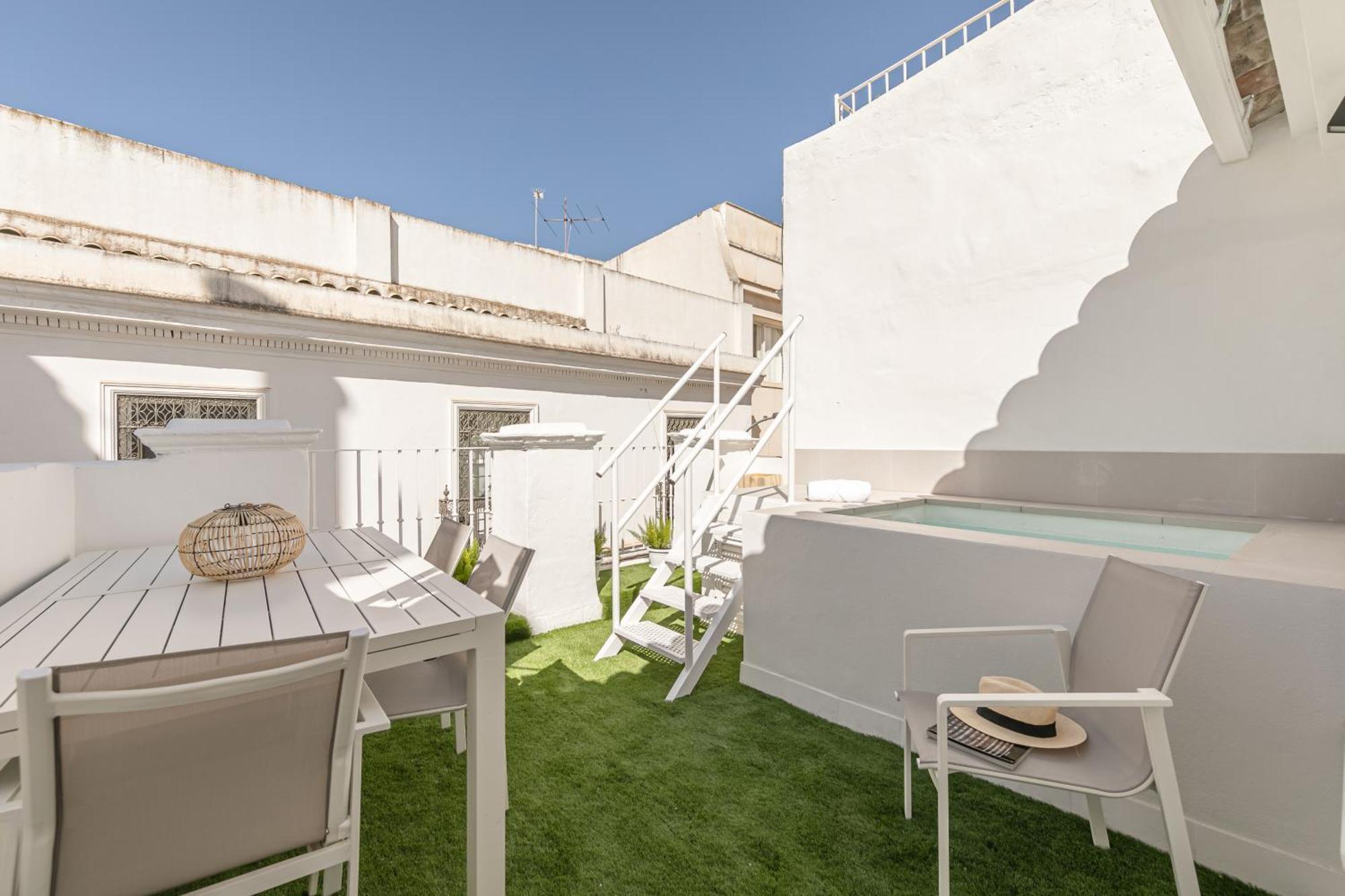Isg Cuna Seville