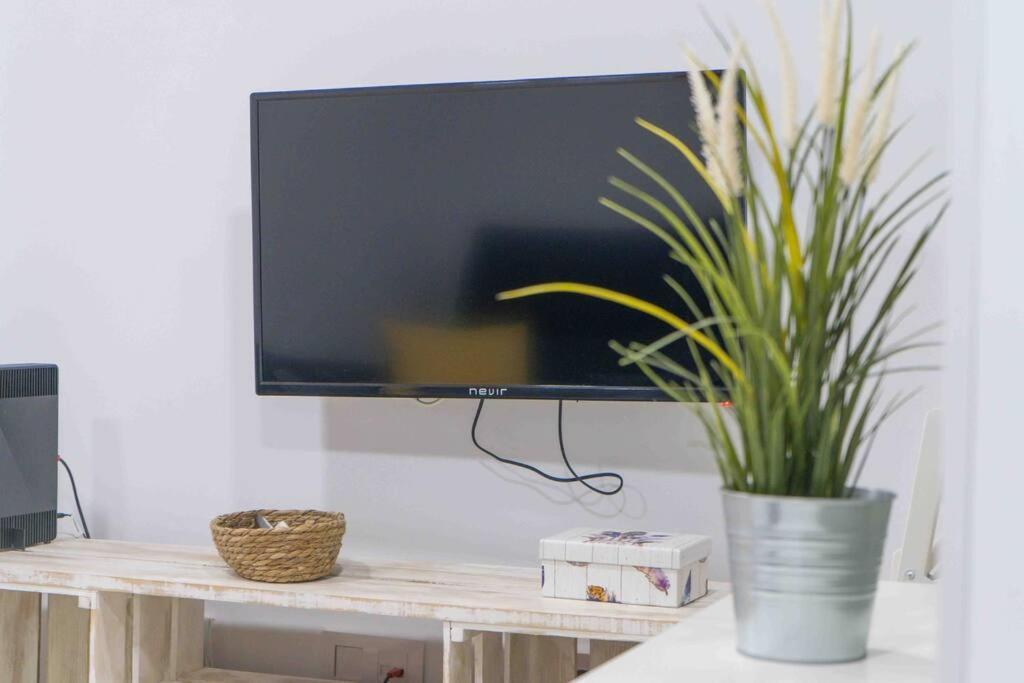 Apartamento En La Mejor Zona De Triana, Junto Al Puente