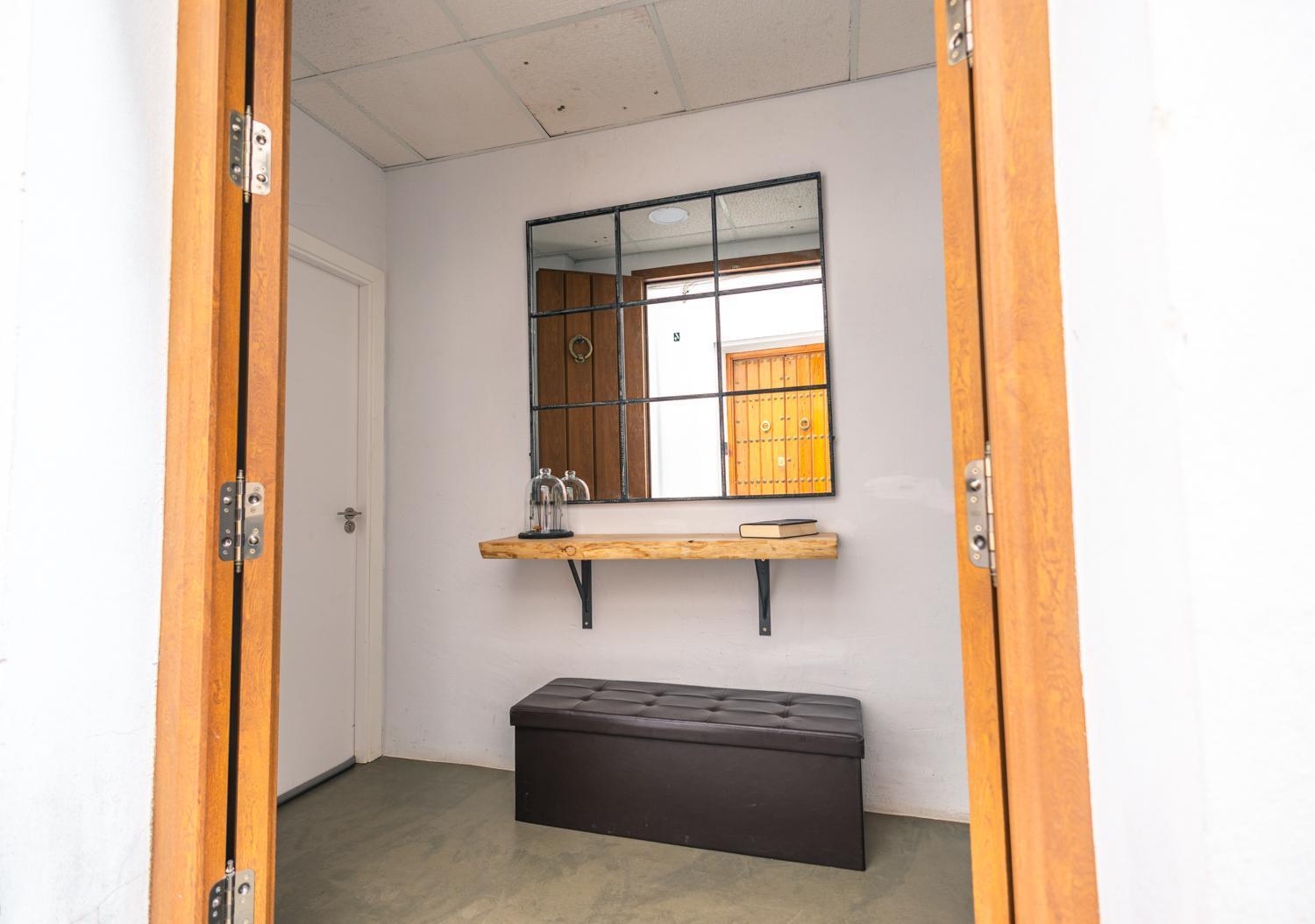 Apartment Loft-style Ground Floor Flat *