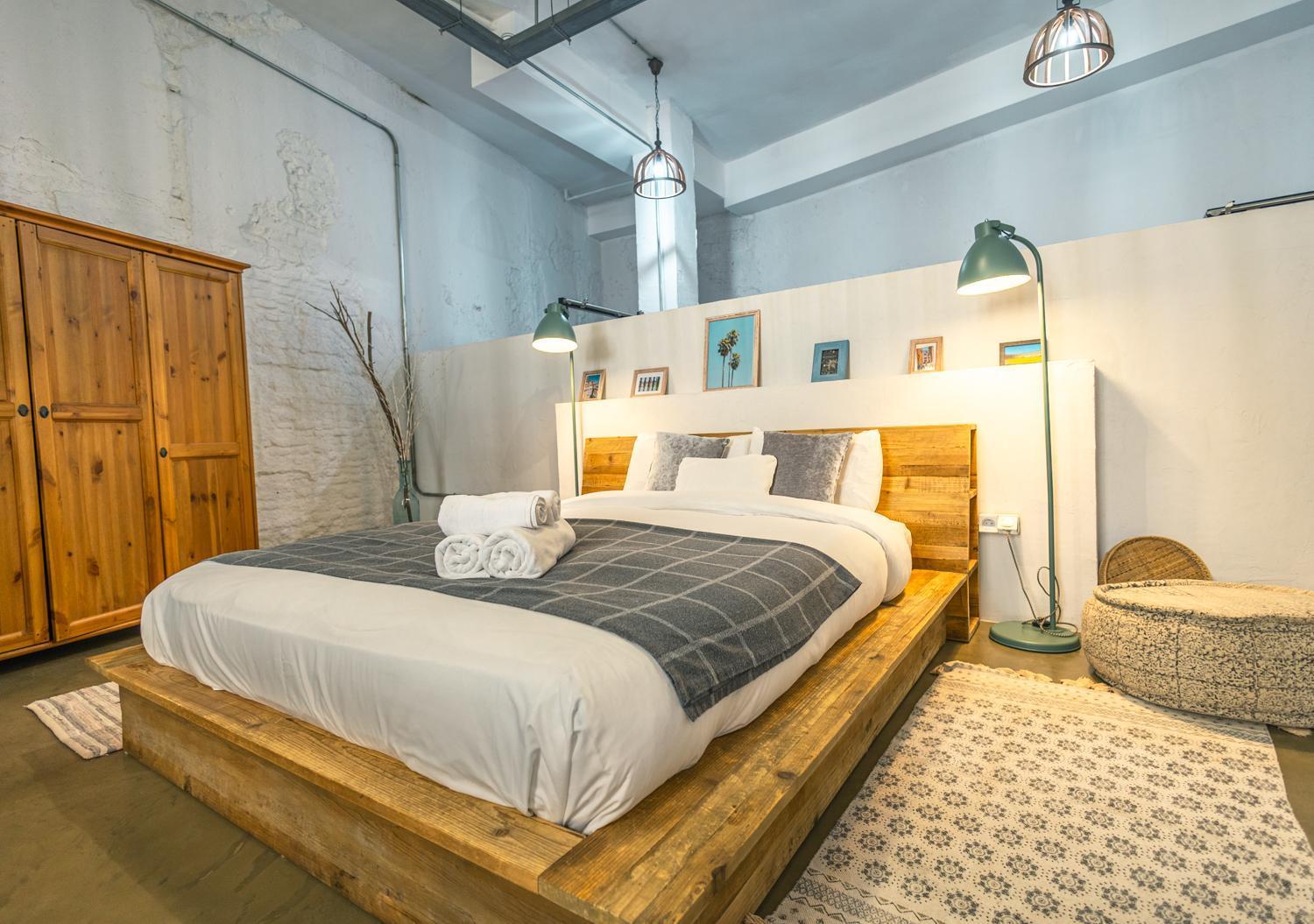 Apartment Loft-style Ground Floor Flat