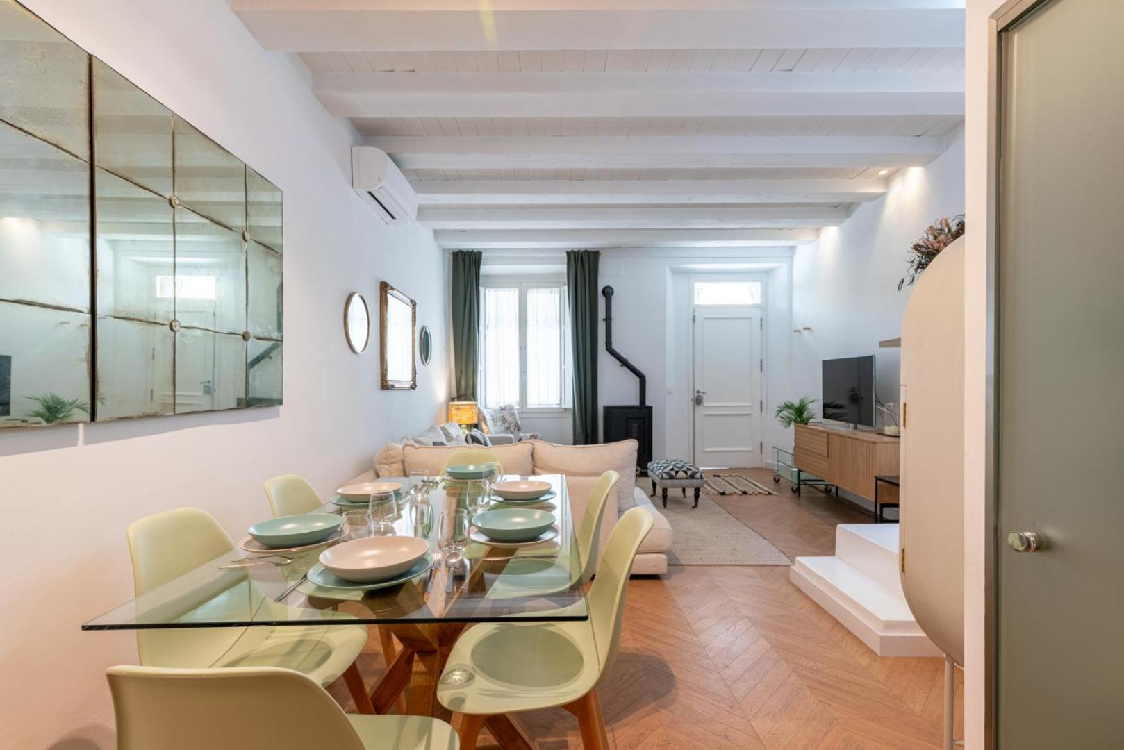 G8 Casa San Bernardo Calle Guadaira Sevilla