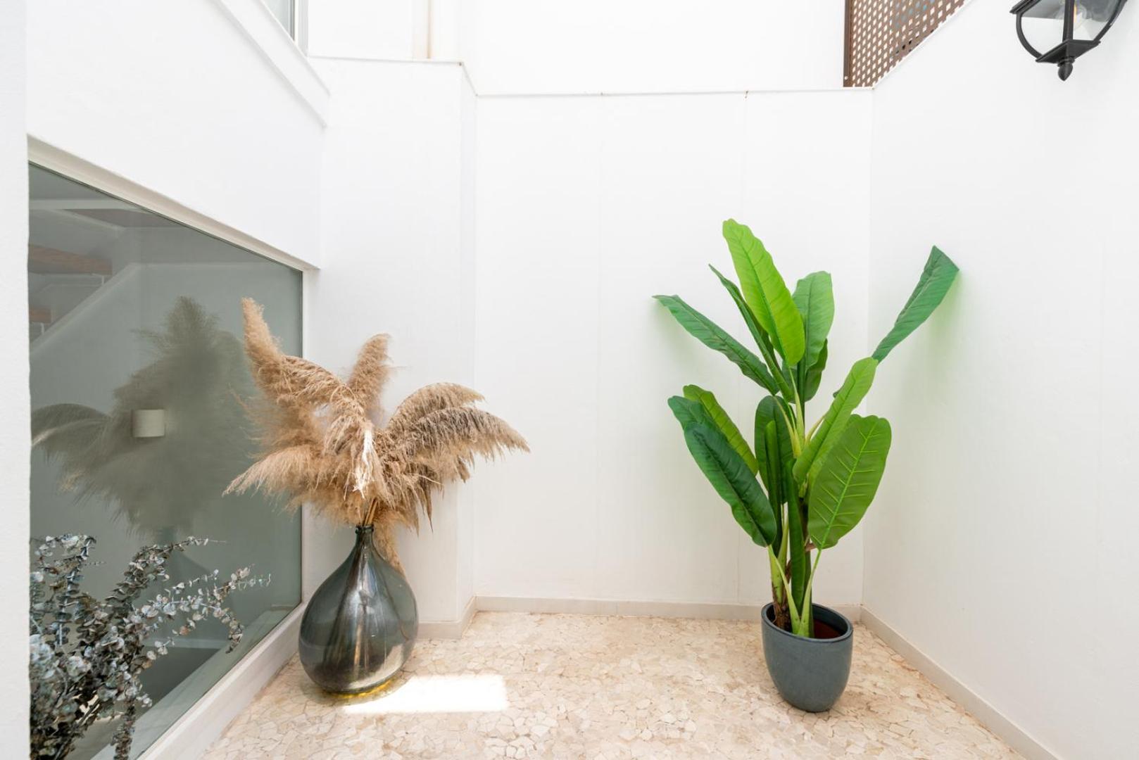 G8 Casa San Bernardo Calle Guadaira Sevilla