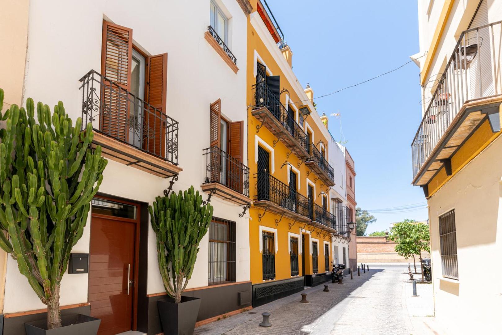 Apartamento G8 Casa San Bernardo Calle Guadaira *