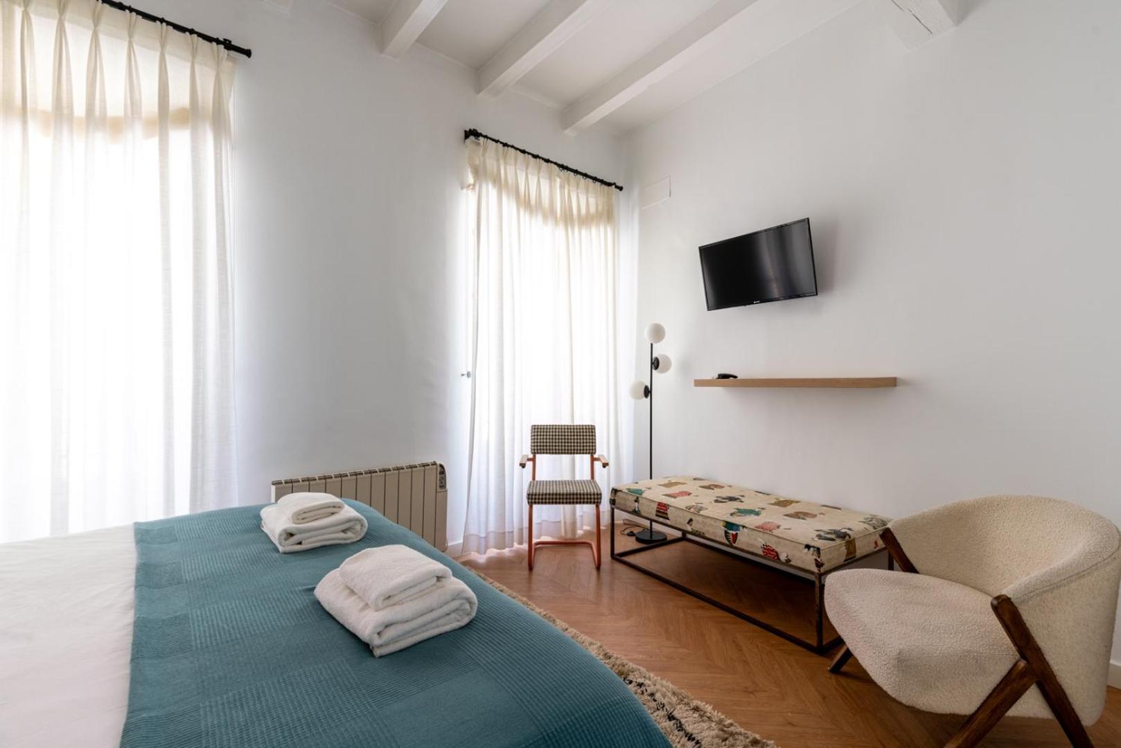 G8 Casa San Bernardo Calle Guadaira Sevilla