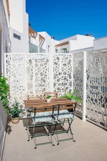 Live Like A Local In Contemporary Duplex Apartamento Sevilla