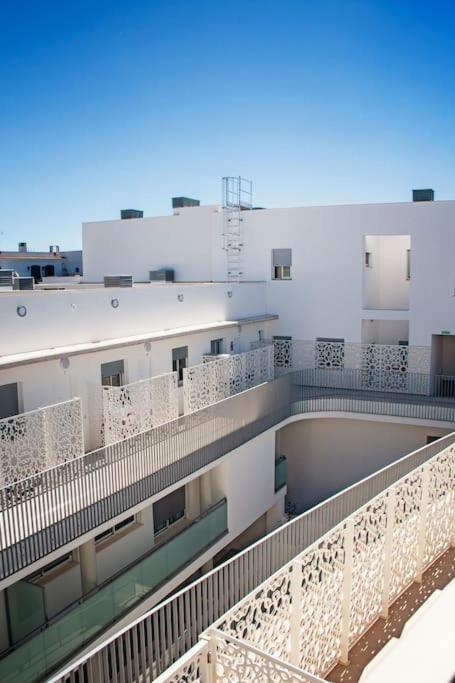 Live Like A Local In Contemporary Duplex * Sevilla