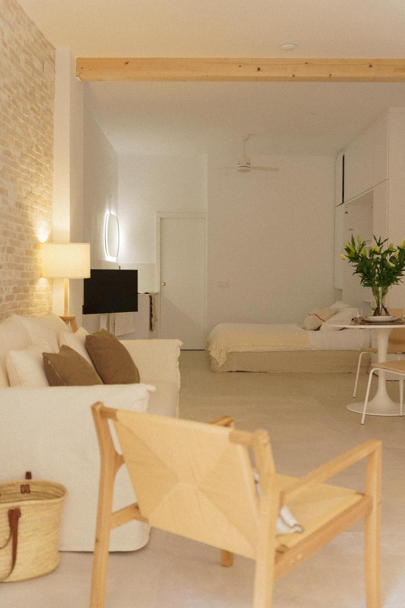 Luca Oliva Homes Riverside Apartamento