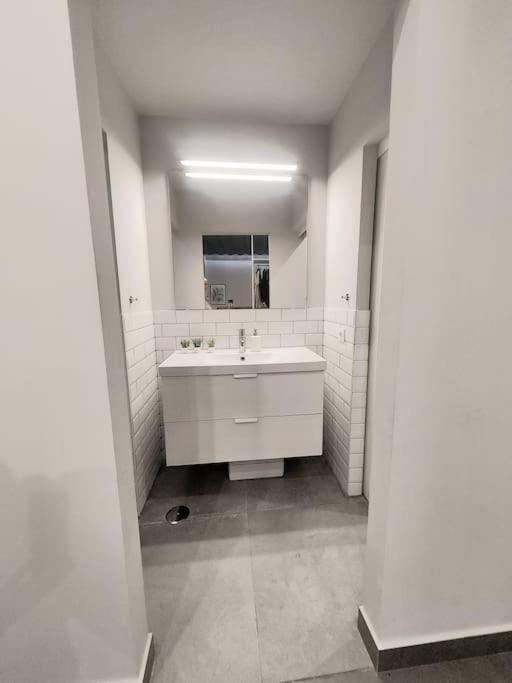 Stuning Next To The River - Sevillarooms Apartamento *