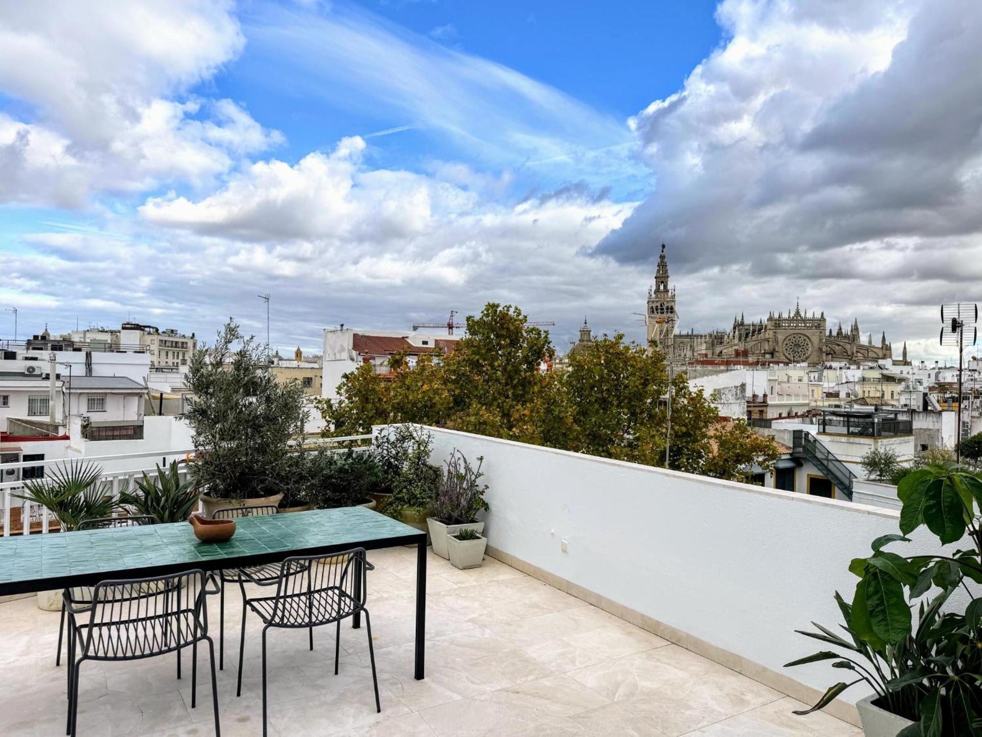 Misterhost Luxury Penthouse Arenal *