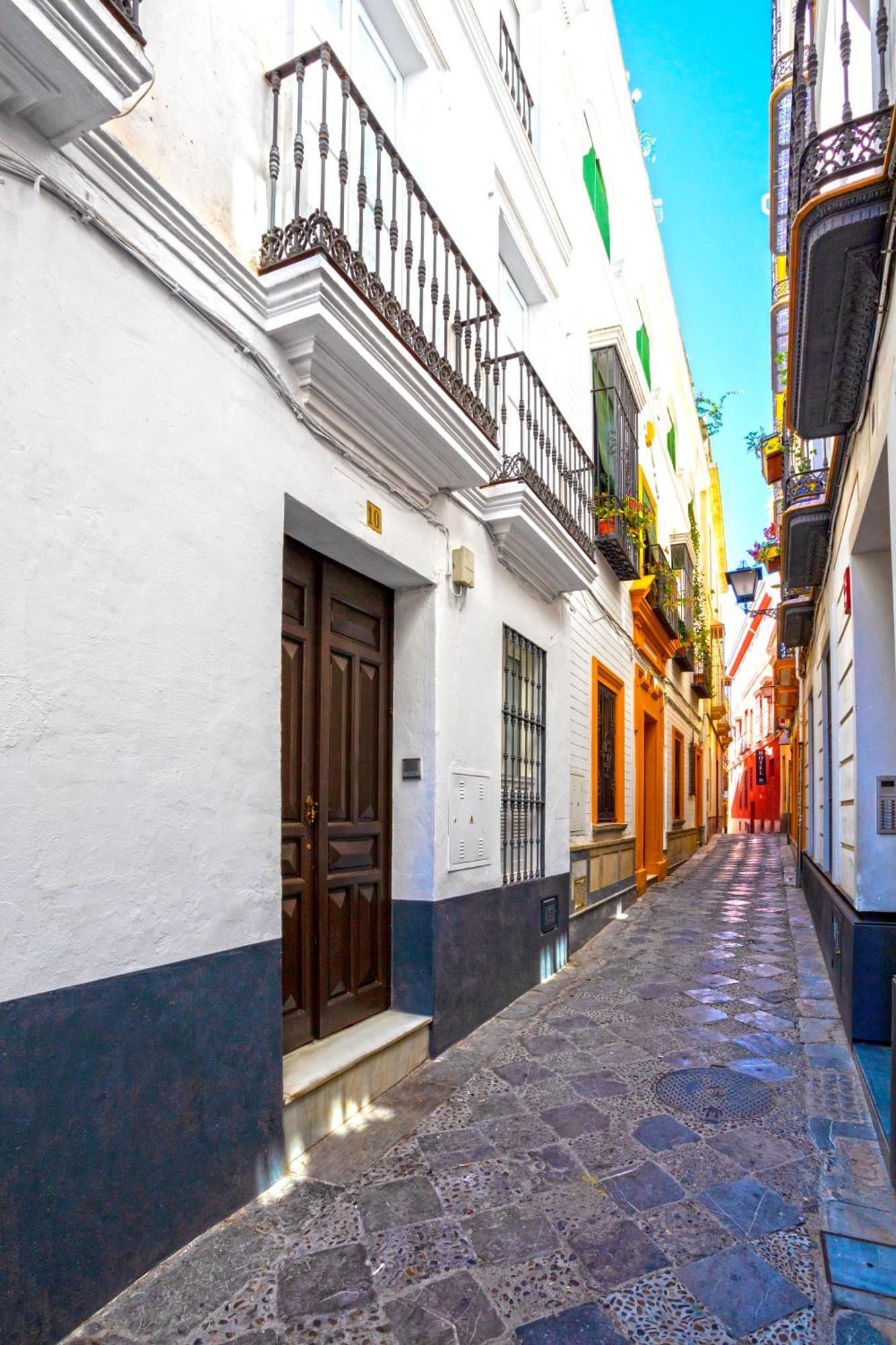 Genteel Mateos Gago Terrace Vi * Sevilla