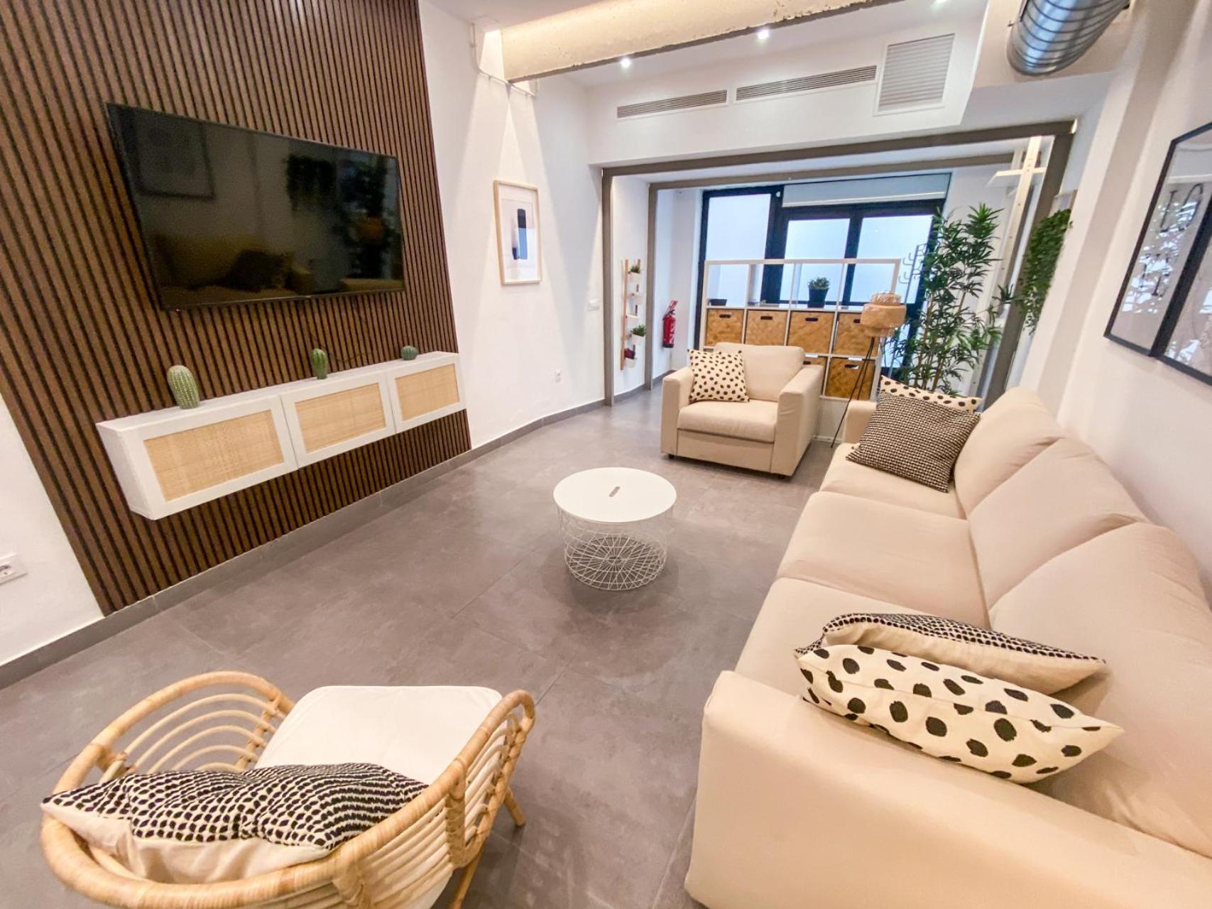 Apartamento Stuning Next To The River - Sevillarooms