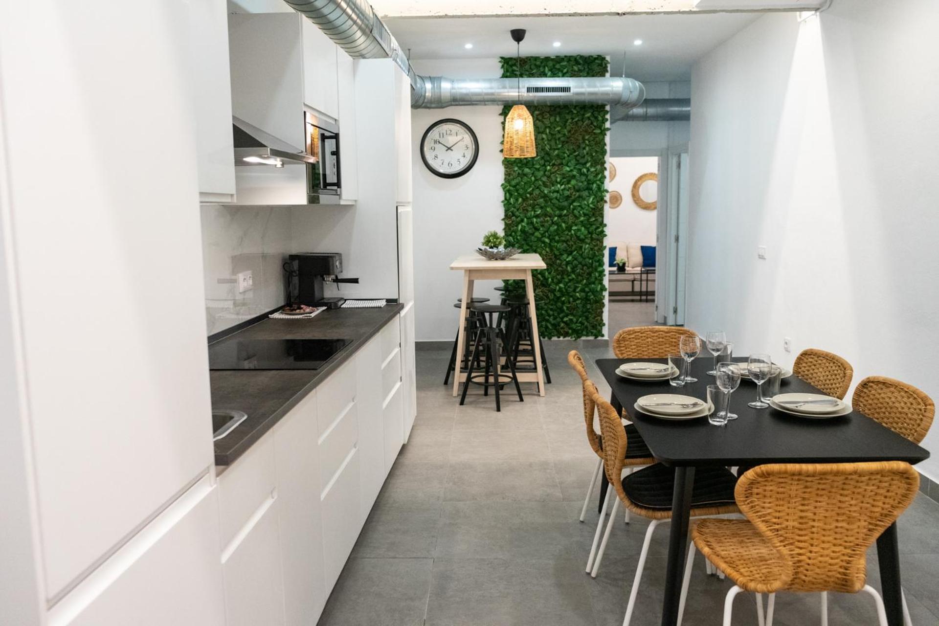 Apartamento Stuning Next To The River - Sevillarooms