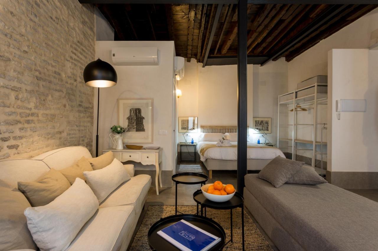 Oak & Sandstone - Space Maison * Sevilla