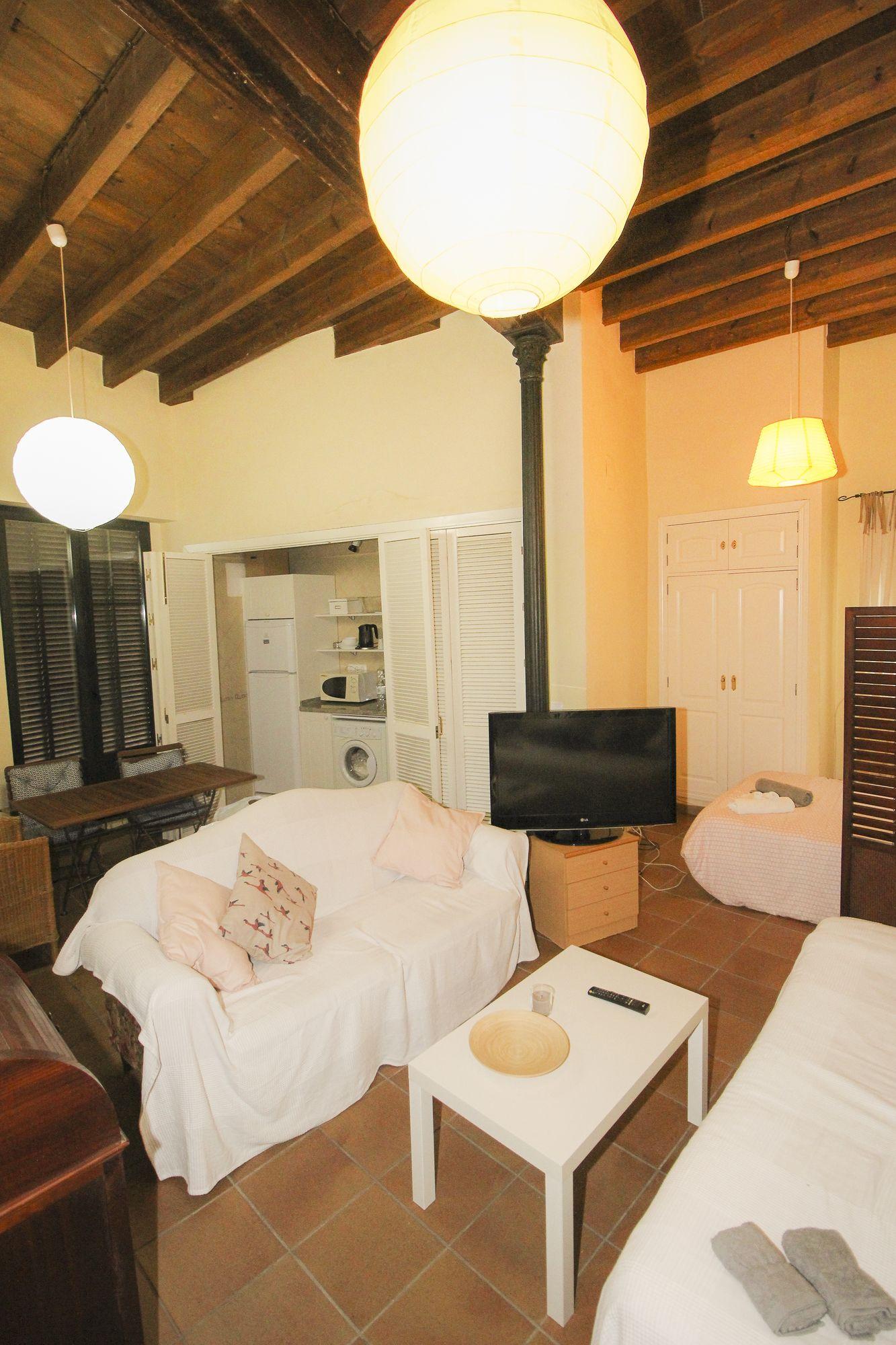Deluxe Balcones * Seville