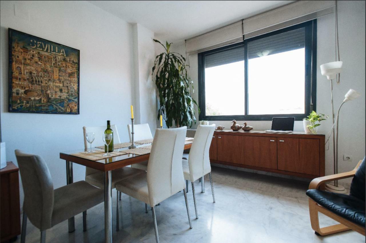 The Hostelito! Free Parking Apartment