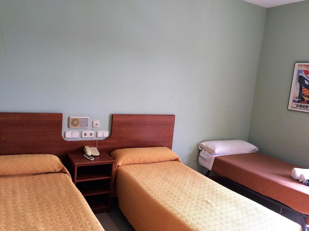 Residencia La Cartuja Hostal Sevilla