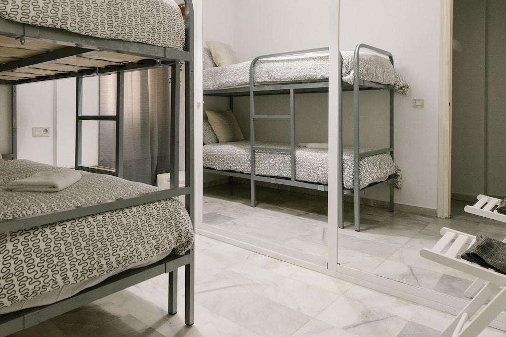 Leonor 1b Hotel