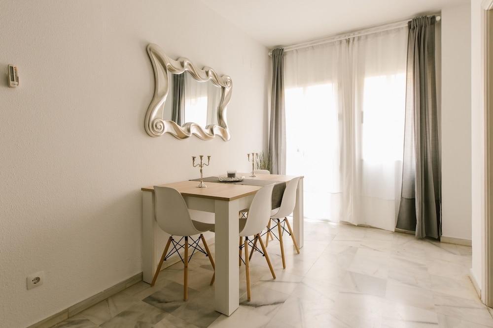 Leonor 1b Hotel