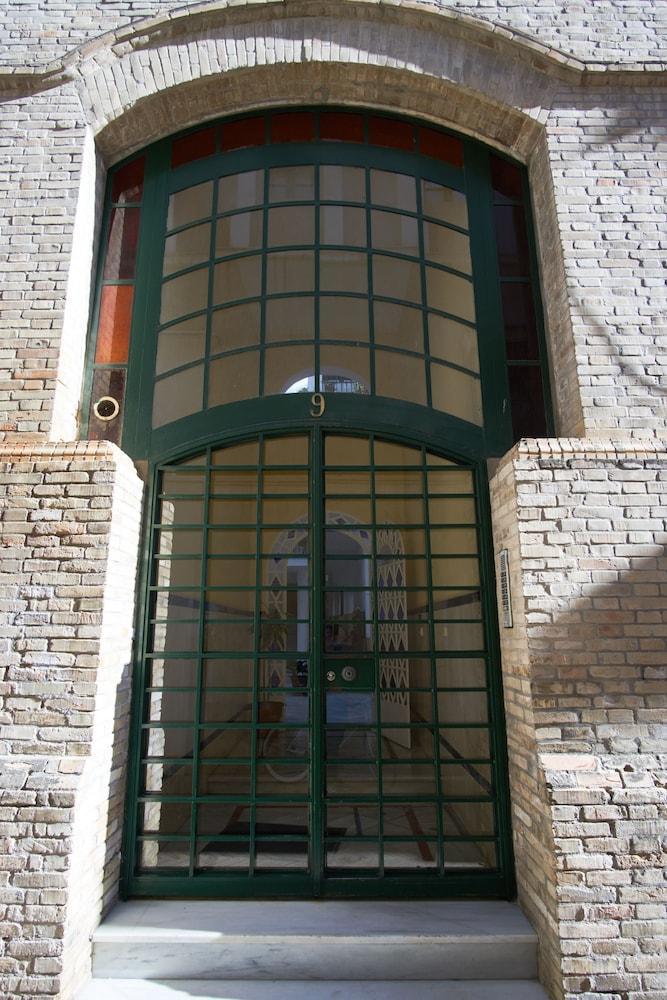 Loft Con Terraza Privada Y Parking * Seville