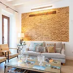Genteel Home Julio Cesar