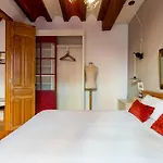 Alameda Suites Apartments