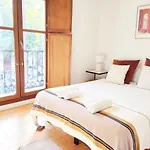 Homeyseville-Luxury Apartment Arenal 6 Pax, Parking Optional
