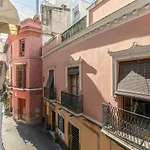Green-Apartments Mansion Blue Catedral
