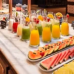 H10 Corregidor Boutique Hotel