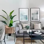 Magno Apartments Campana