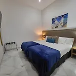 Casa Gloria Apartments