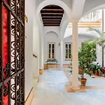 Antigua casa típica Sevillana rehabilitada en casco histórico