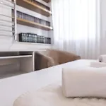 RentalSevilla Confortable apartamento cerca del Barrio de Santa Cruz