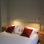 Luxurious 2 Bedroom Flat In A Historic Building