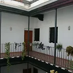 Clb Sierpes Apartment