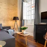 Imperial Luxury & Modern Apartment