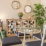 Lumbreras Deluxe Suite by Valcambre