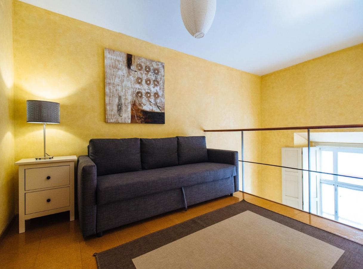 Apartamento Magno Pajaritos - Private Parking Included