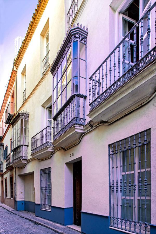 Genteel Abades * Seville