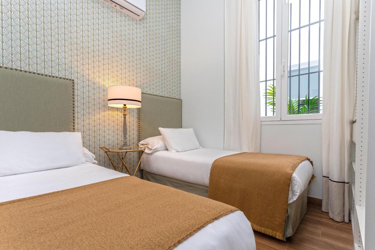 Genteel Recaredo Apartment *