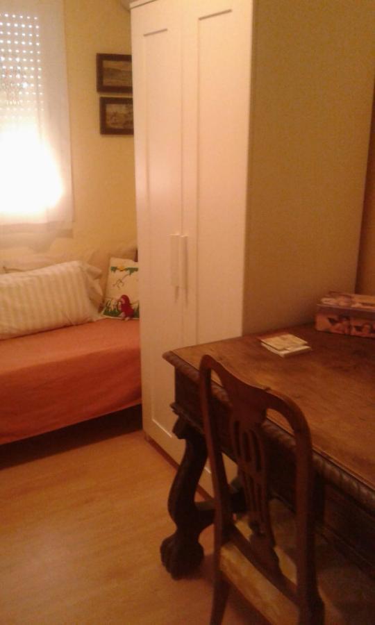Habitación Piso Compartido * Sevilla