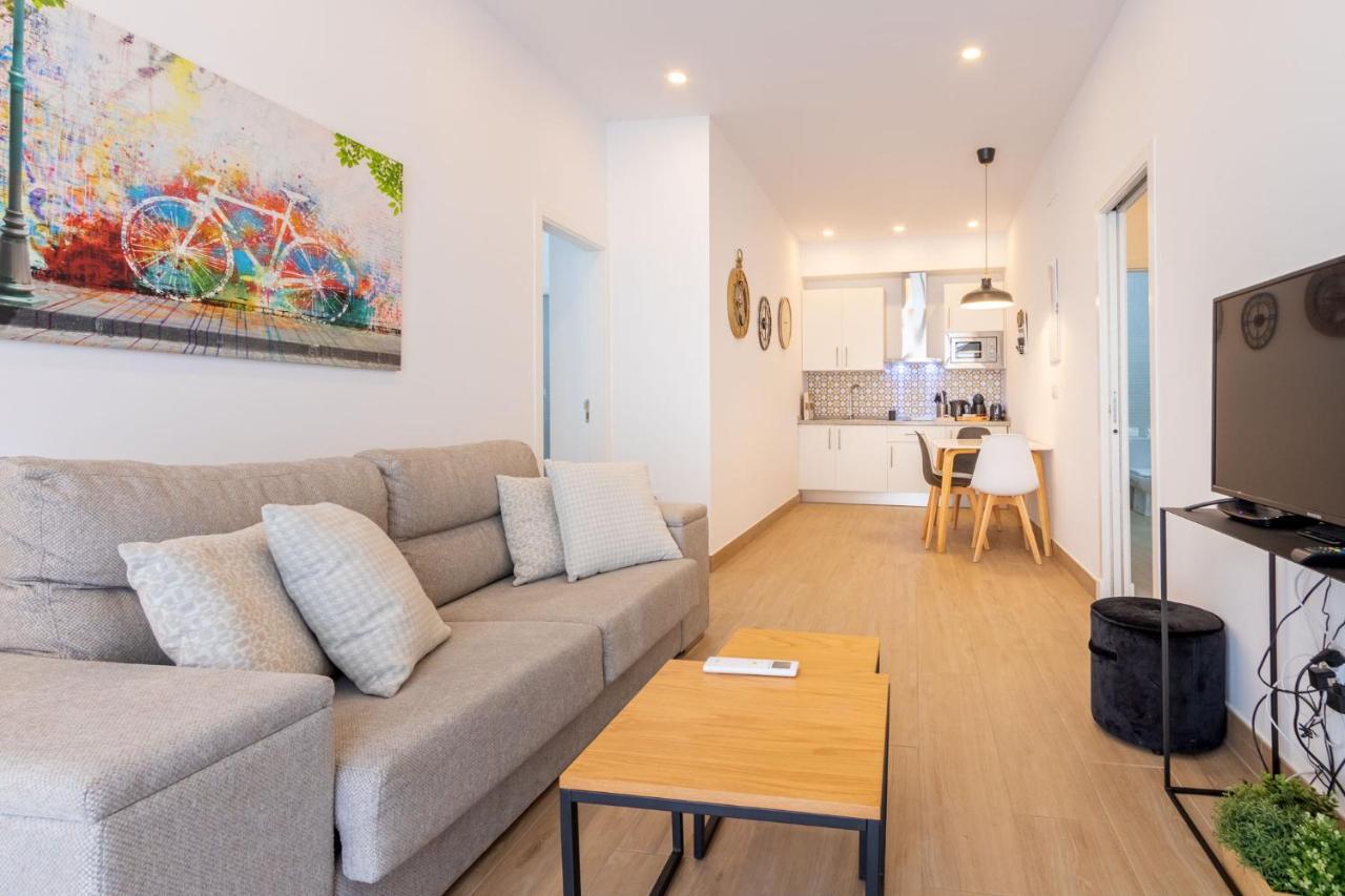 Apartment Nine O'clock Metrosol Seville